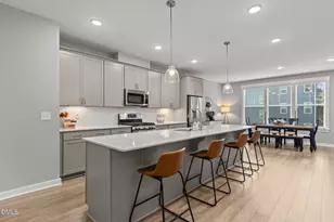 2022 Van Hook Ln, Apex, NC 27502 - Photo 4