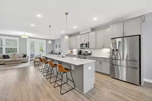 2022 Van Hook Ln, Apex, NC 27502 - Photo 4