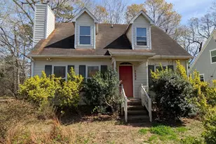 2402 Wade Hampton Rd, Hillsborough, NC 27278 - Photo 2