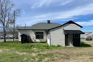 1824 N Main St, Roxboro, NC 27573 - Photo 4