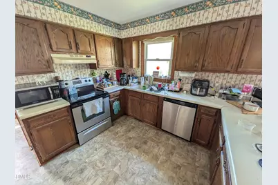 8209 Bellingham Circle, Raleigh, NC 27615 - Photo 8