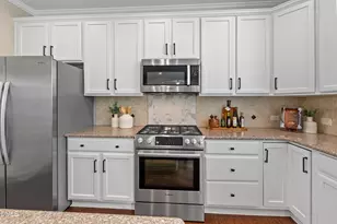 107 Carnie Ct, Cary, NC 27513 - Photo 16