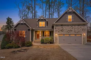 201 Petal Grove Ct, Youngsville, NC 27596 - Photo 2