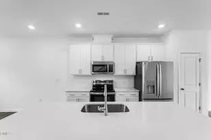 2304 Oakwood Mdws Ct, Raleigh, NC 27604 - Photo 6