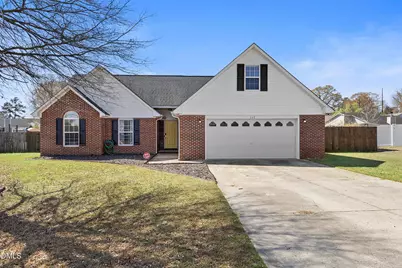 117 Robin Place, Fayetteville, NC 28306 - Photo 1