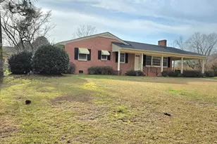 401 N Lincoln St, Benson, NC 27504 - Photo 66