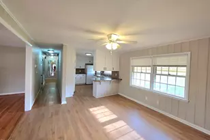 401 N Lincoln St, Benson, NC 27504 - Photo 12