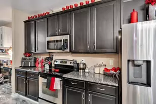 916 Bridlemine Dr, Fuquay-Varina, NC 27526 - Photo 6