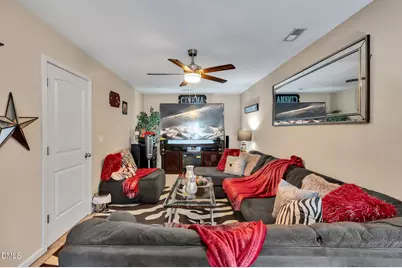 916 Bridlemine Drive, Fuquay-Varina, NC 27526 - Photo 18