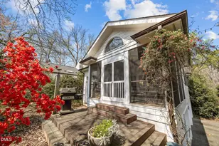 2425 Argyle Dr, Raleigh, NC 27609 - Photo 44