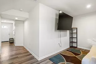 1107 Pale Moss Dr, Durham, NC 27704 - Photo 8