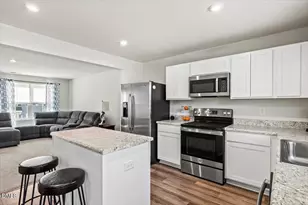 1107 Pale Moss Dr, Durham, NC 27704 - Photo 12