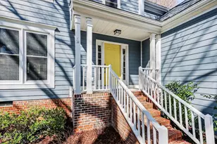 102 Woodshire Ln, Chapel Hill, NC 27514 - Photo 2