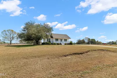 100 Trail Ridge Drive, Benson, NC 27504 - Photo 4