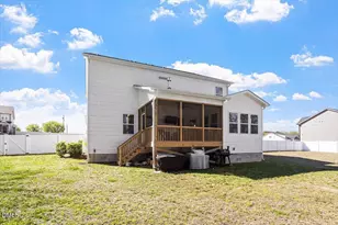 68 Salem Vlg Dr, Fuquay Varina, NC 27526 - Photo 4