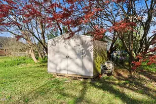 110 1st St, Erwin, NC 28339 - Photo 32