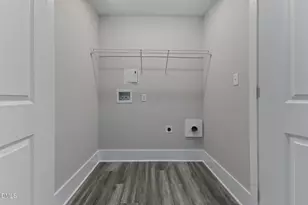 546 Rock Canyon Dr, Fayetteville, NC 28303 - Photo 12