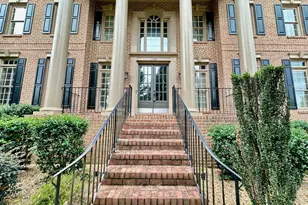 1106 Grogans Mill Dr, Cary, NC 27519 - Photo 2