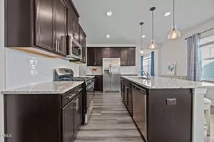 162 Desert Sand Ln, Raleigh, NC 27610 - Photo 10