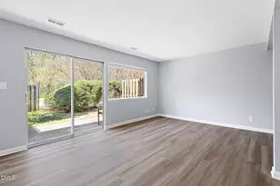 220 Elizabeth St, Chapel Hill, NC 27514 - Photo 6