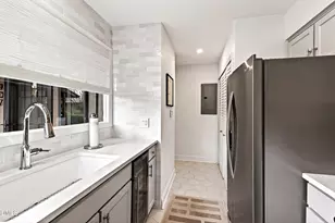 907 Oak Tree Dr, Chapel Hill, NC 27517 - Photo 12