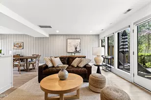 907 Oak Tree Dr, Chapel Hill, NC 27517 - Photo 4