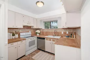 5920 Farm Gate Rd, Raleigh, NC 27606 - Photo 6