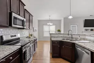 35 Fox Run Ct, Benson, NC 27504 - Photo 18