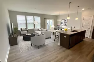 27 Pansy Pk, Clayton, NC 27520 - Photo 2