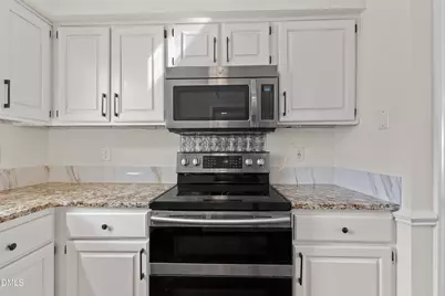 112 Rock Pointe Lane, Cary, NC 27513 - Photo 10