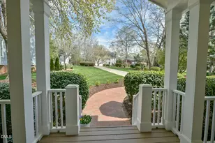 110 Bayview Dr, Chapel Hill, NC 27516 - Photo 8