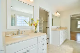 110 Bayview Dr, Chapel Hill, NC 27516 - Photo 30