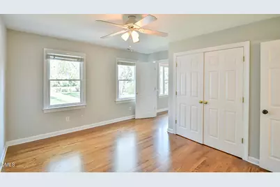 110 Bayview Drive, Chapel Hill, NC 27516 - Photo 32