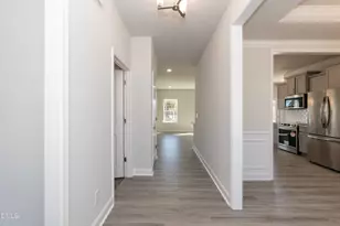 618 Melrose Ct, Sanford, NC 27330 - Photo 6