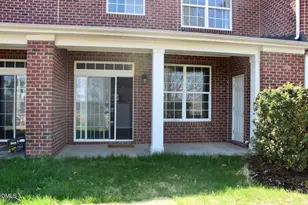 318 Longchamp Ln, Cary, NC 27519 - Photo 12