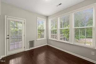 5011 Peachtree Town Ln, Knightdale, NC 27545 - Photo 6