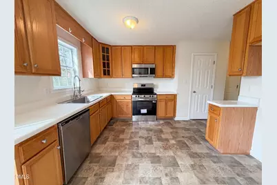 412 Black Forest Drive, Clayton, NC 27527 - Photo 2