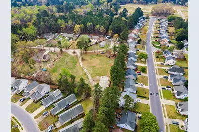 7201 Applecreek Court, Raleigh, NC 27610 - Photo 12