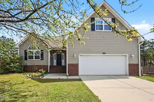 705 Colonial Hills Dr, Lillington, NC 27546 - Photo 2