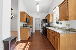 108 Kronos Ln, Cary, NC 27513 - Photo 2