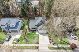 105 Cedarpost Dr, Cary, NC 27513 - Photo 2