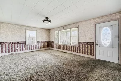 906 E Green Street, Franklinton, NC 27525 - Photo 6