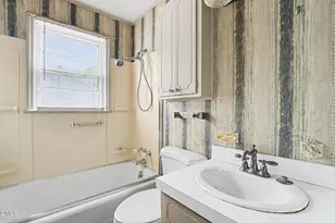 906 E Green St, Franklinton, NC 27525 - Photo 14