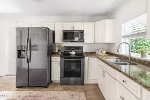 407A Edward St, Durham, NC 27701 - Photo 12