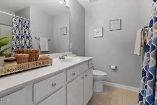 5229 Moonview Ct, Raleigh, NC 27606 - Photo 16