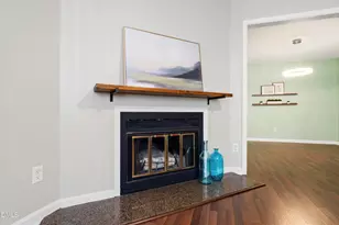 27 Sunflower Ct, Durham, NC 27713 - Photo 8