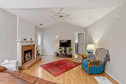 204 Thorncrest Drive, Apex, NC 27539 - Photo 10