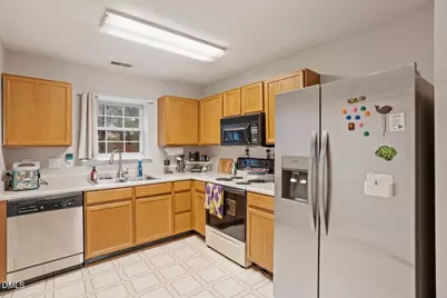 204 Thorncrest Drive, Apex, NC 27539 - Photo 14