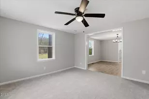 612 N 4th St, Smithfield, NC 27577 - Photo 6