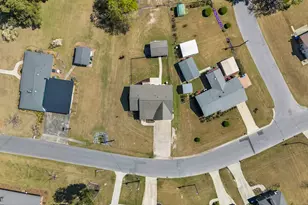 205 S Eastwood Dr, Benson, NC 27504 - Photo 50